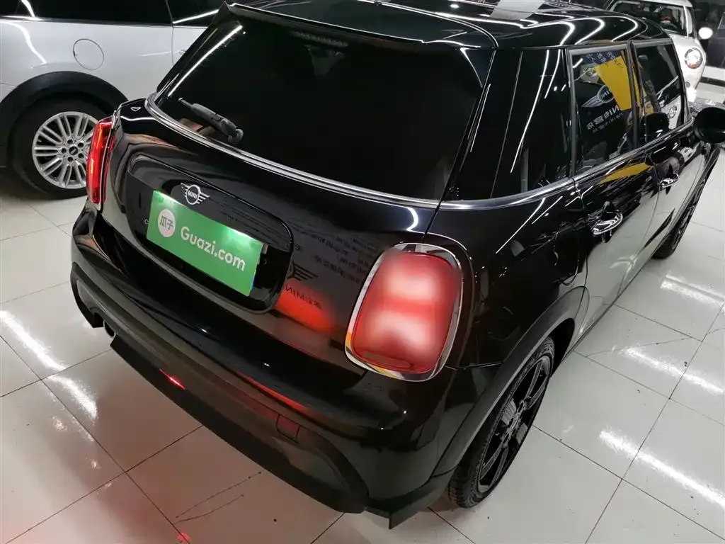 MINI Cooper (3-door) 2024 из CN, фото 10