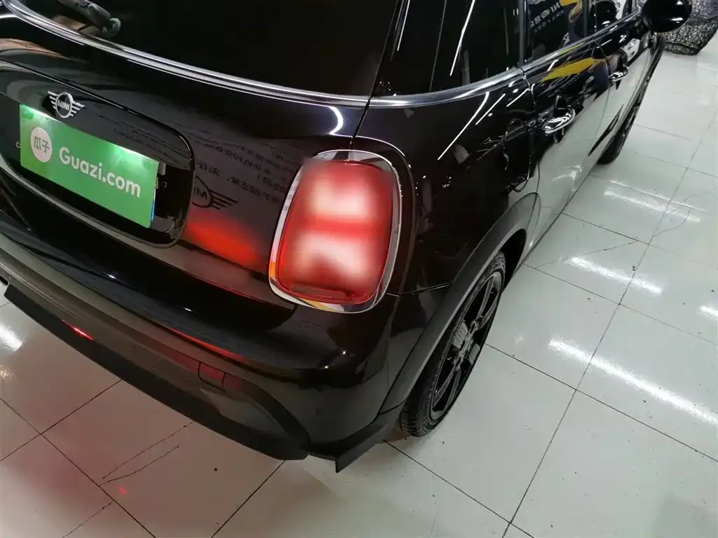 MINI Cooper (3-door) 2024 из CN, фото 4