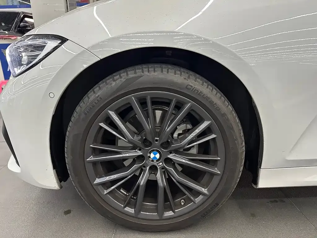 BMW 3 Series 2022 из CN, фото 7