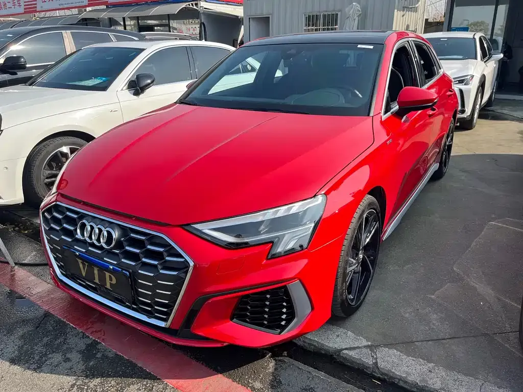 Audi A3 2022 из CN, фото 1