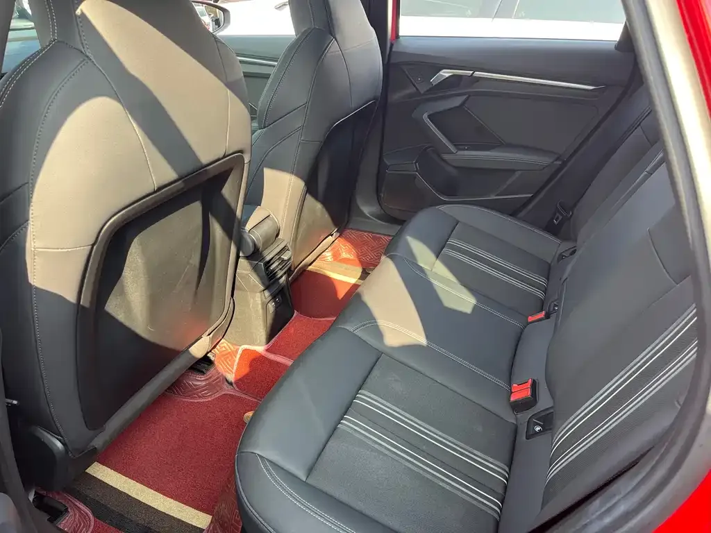 Audi A3 2022 из CN, фото 2