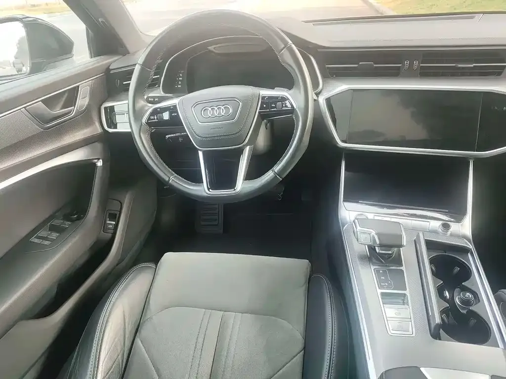 Audi A6L — фото 5