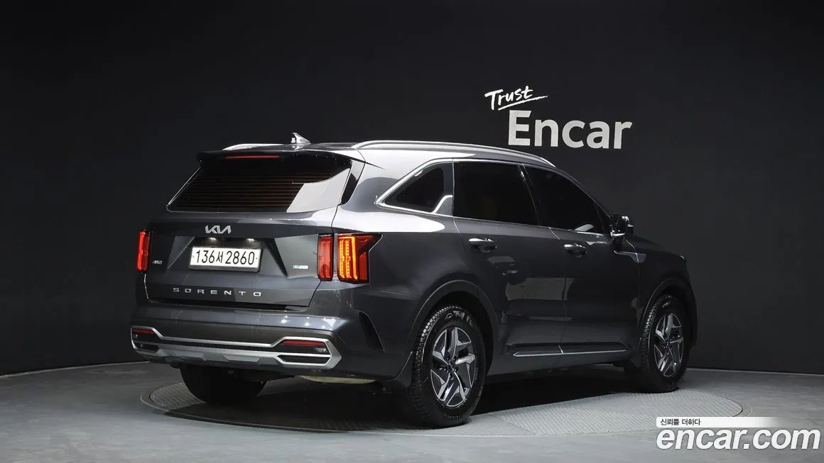 Kia Sorento — фото 3