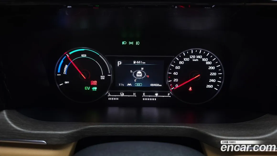 Kia Sorento — фото 5