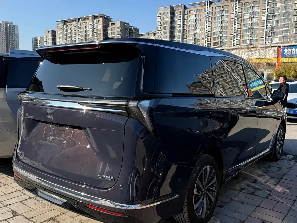 Buick GL8 Hybrid 2025 из CN, фото 10