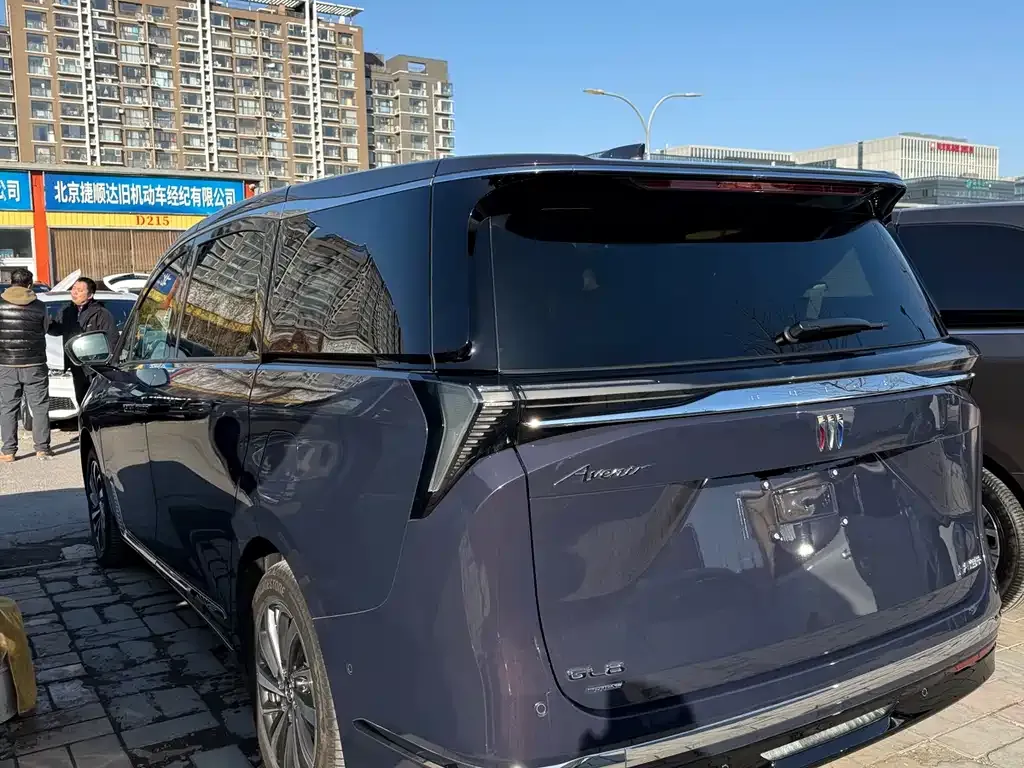 Buick GL8 Hybrid 2025 из CN, фото 3