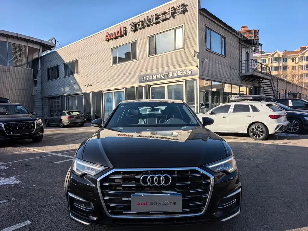 Audi A6L 2025 из CN, фото 5