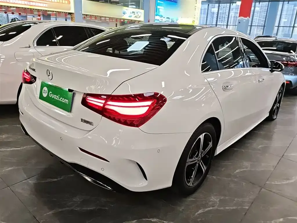 Mercedes-Benz A-Class — фото 10