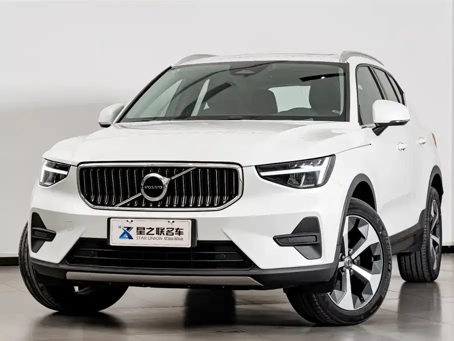 Volvo XC40 2024 из CN, фото 4