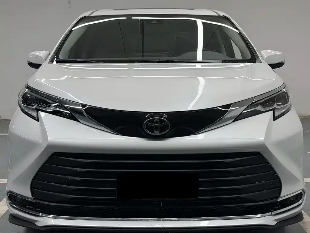 Toyota Sienna 2024 из CN, фото 5