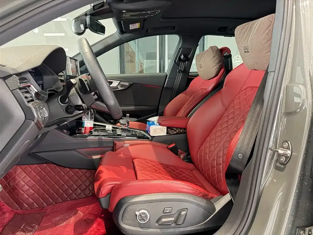 Audi S4 2024 из CN, фото 6