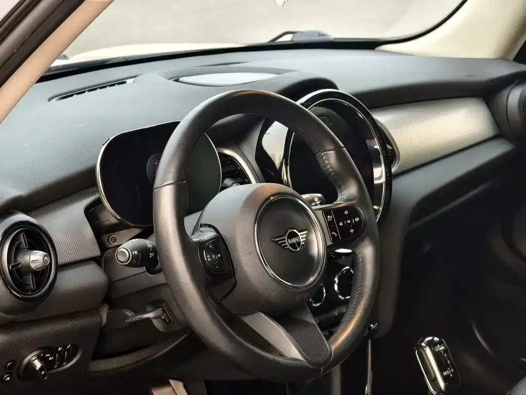 MINI Cooper (3-door) 2022 из CN, фото 2
