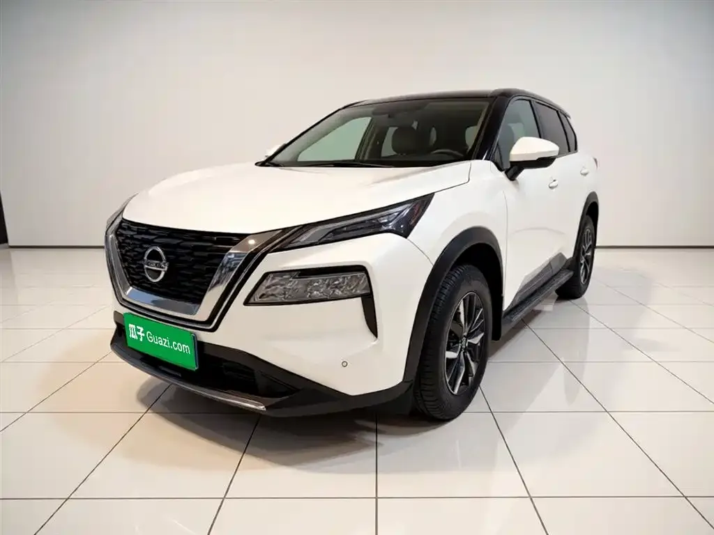 Nissan X-Trail — фото 1