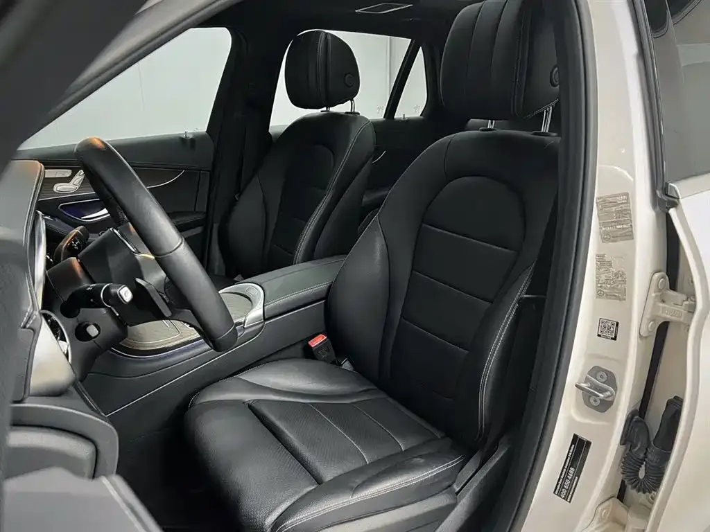 Mercedes-Benz GLC 2023 из CN, фото 4