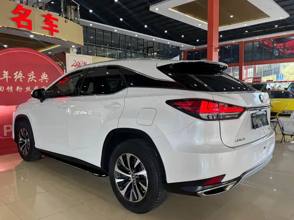 Lexus RX — фото 5