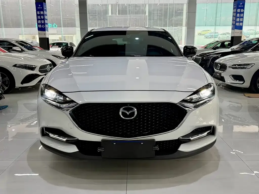 Mazda CX-4 2023 из CN, фото 10