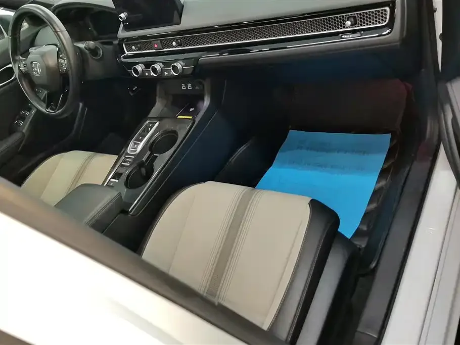 Honda Civic — фото 7