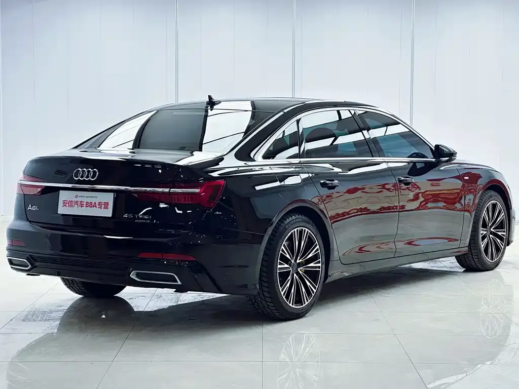 Audi A6L 2021 из CN, фото 9