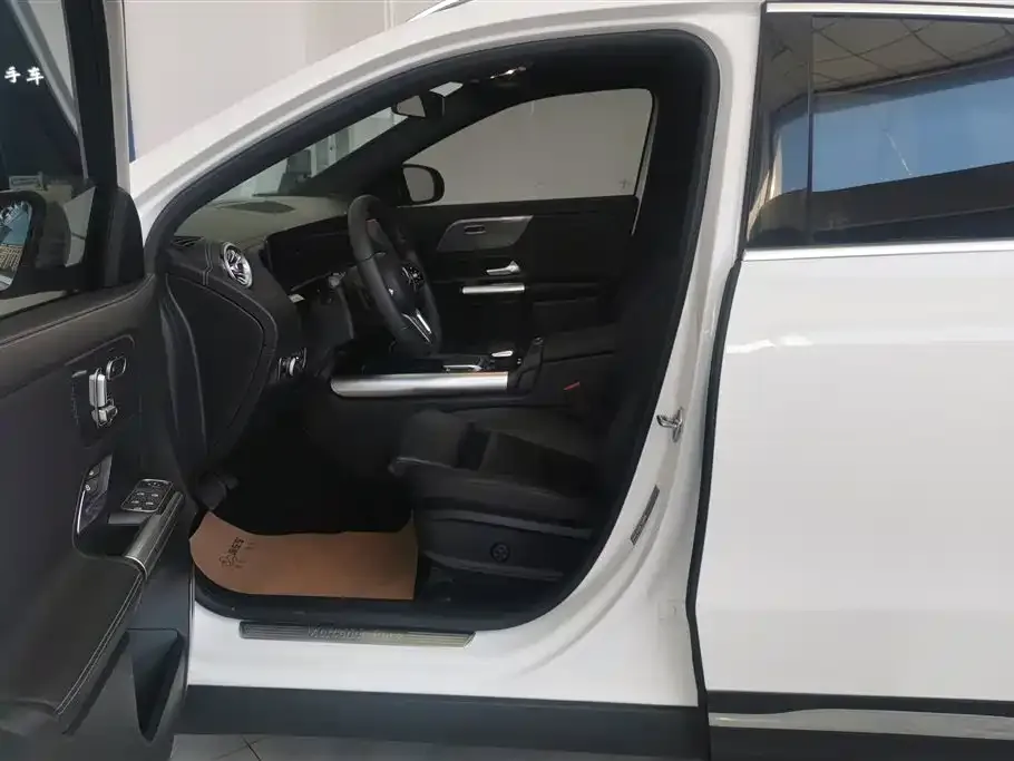 Mercedes-Benz GLA 2023 из CN, фото 6