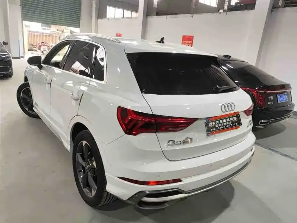 Audi Q3 2023 из CN, фото 2