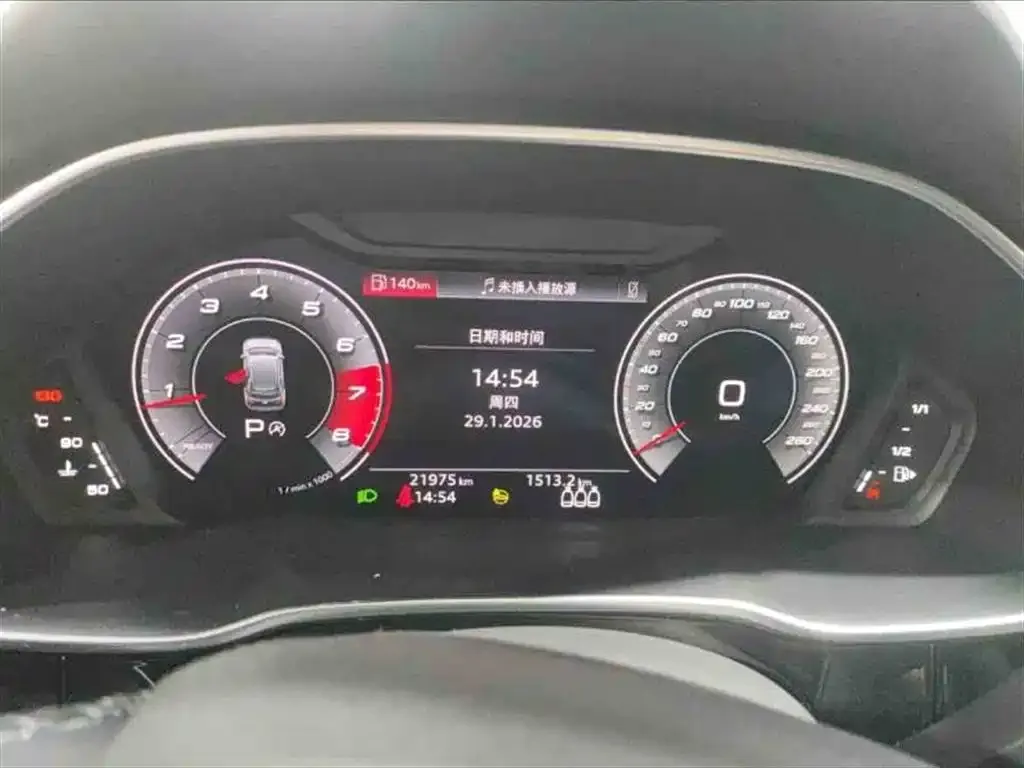 Audi Q3 2023 из CN, фото 7