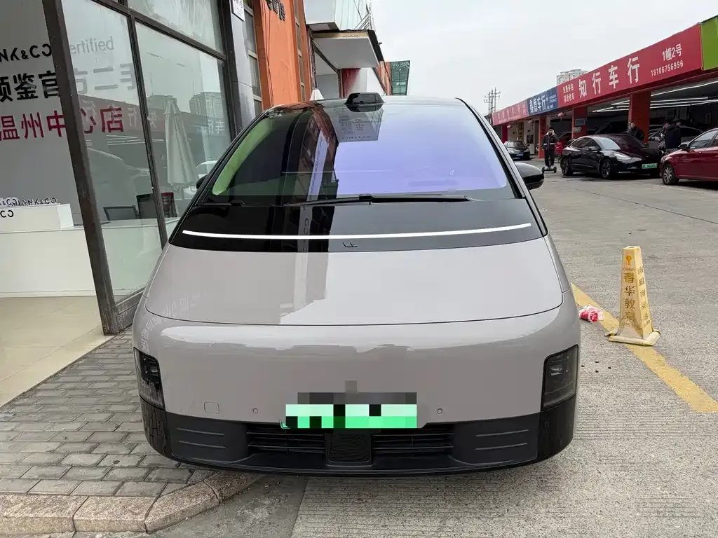 Li Auto MEGA 2024 из CN, фото 3