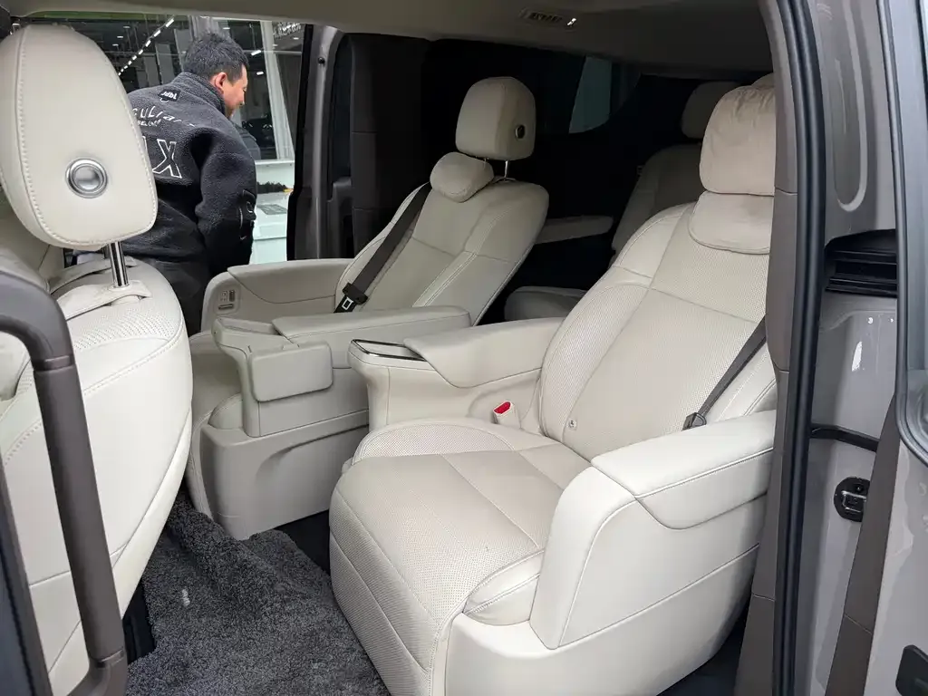 Li Auto MEGA 2024 из CN, фото 6