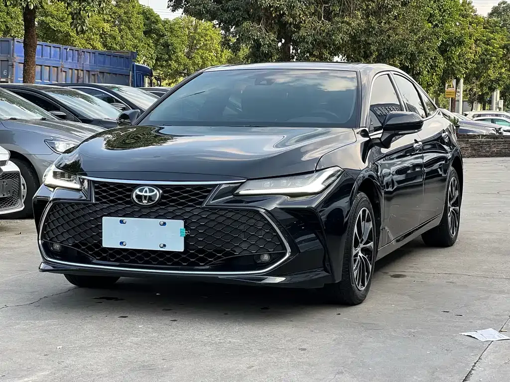 Toyota Avalon 2023 из CN, фото 3