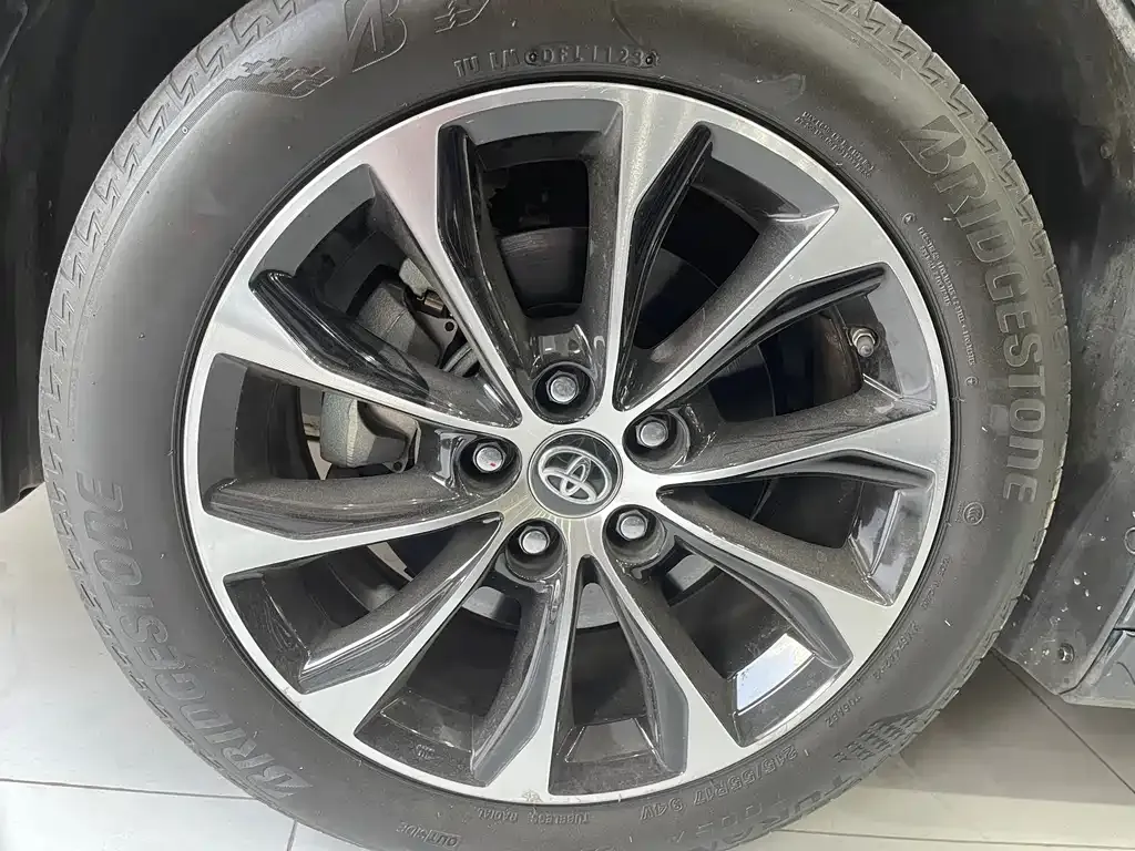 Toyota Avalon 2023 из CN, фото 10