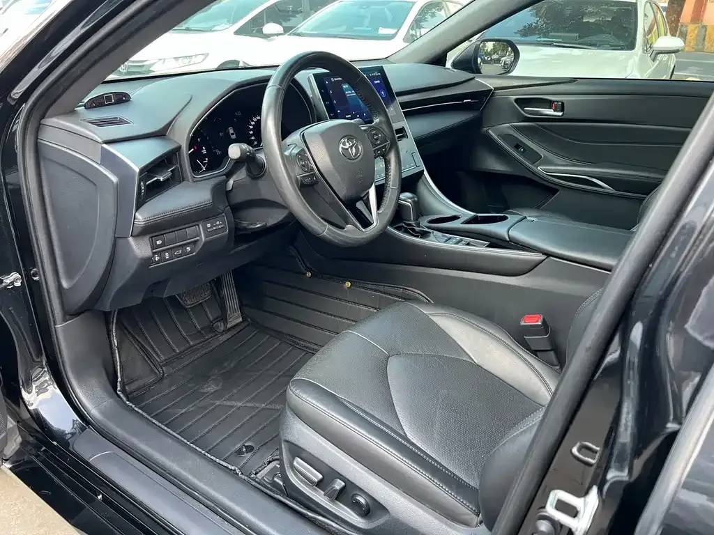 Toyota Avalon 2023 из CN, фото 2