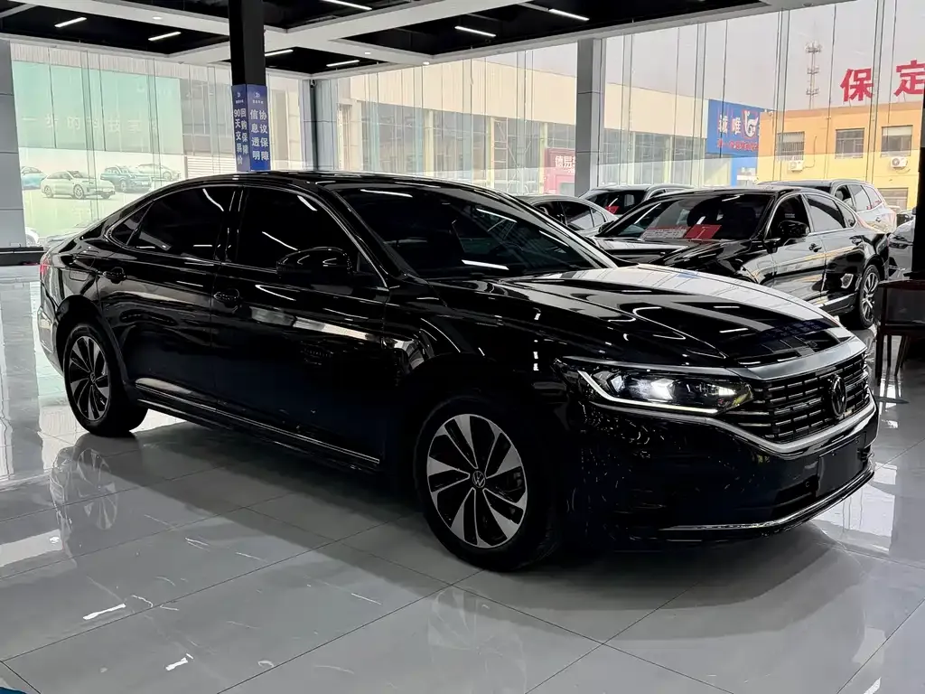 Volkswagen Passat 2023 из CN, фото 8
