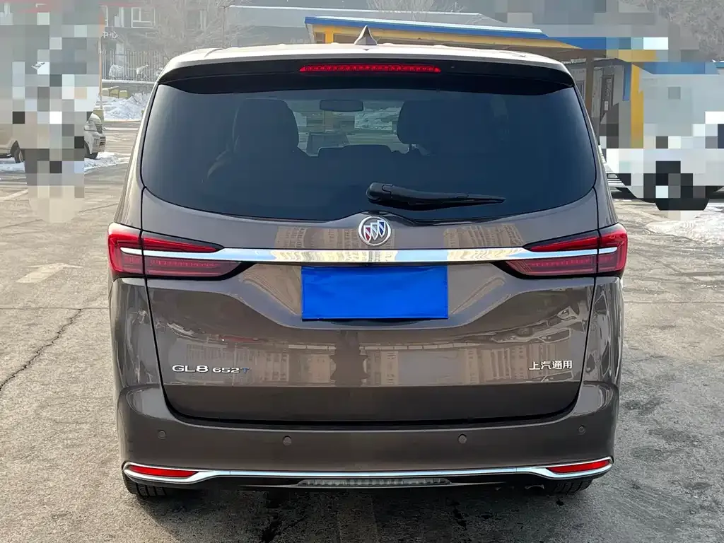 Buick GL8 2023 из CN, фото 3