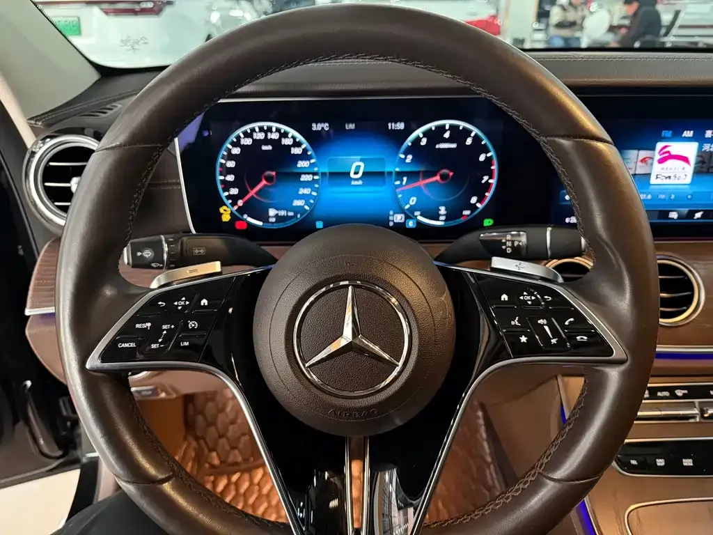 Mercedes-Benz E-Class 2021 из CN, фото 7