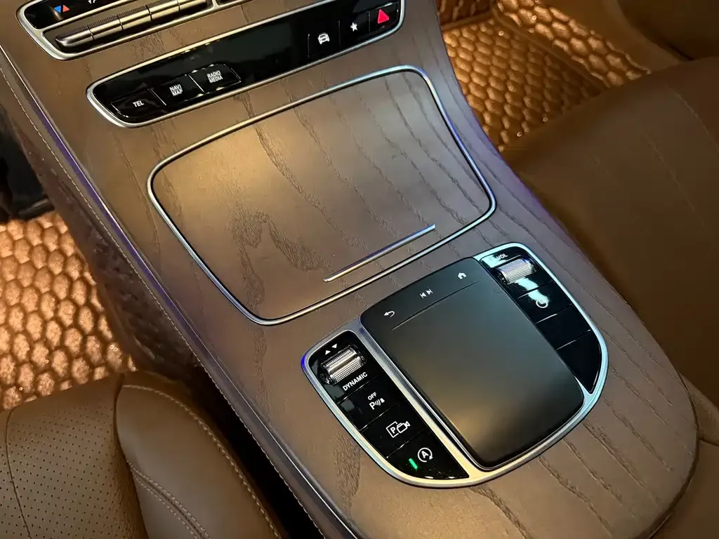 Mercedes-Benz E-Class 2021 из CN, фото 2