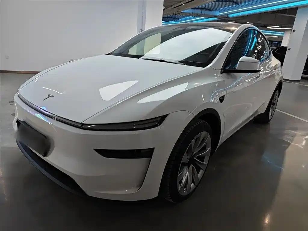 Tesla Model Y 2025 из CN, фото 10