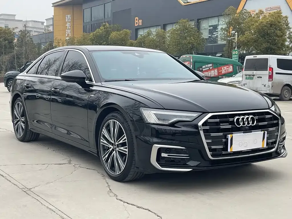 Audi A6L 2023 из CN, фото 6