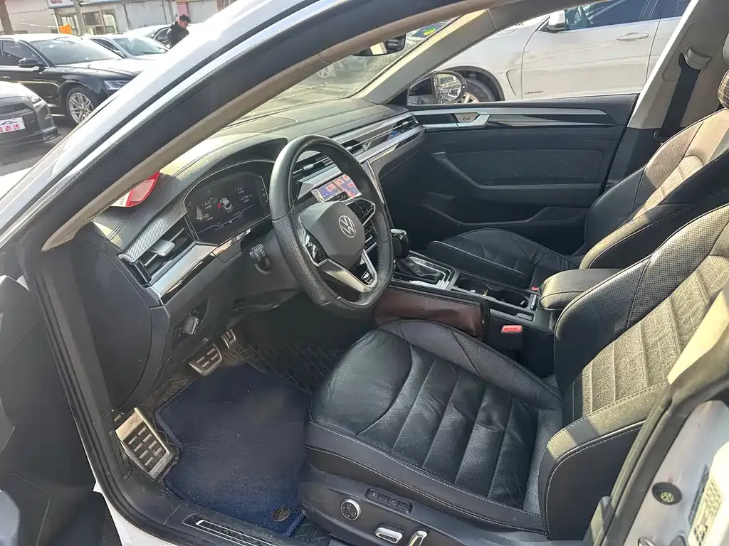 Volkswagen CC 2022 из CN, фото 3