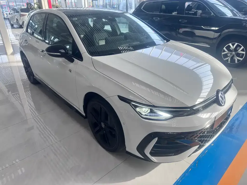 Volkswagen Golf 2025 из CN, фото 7