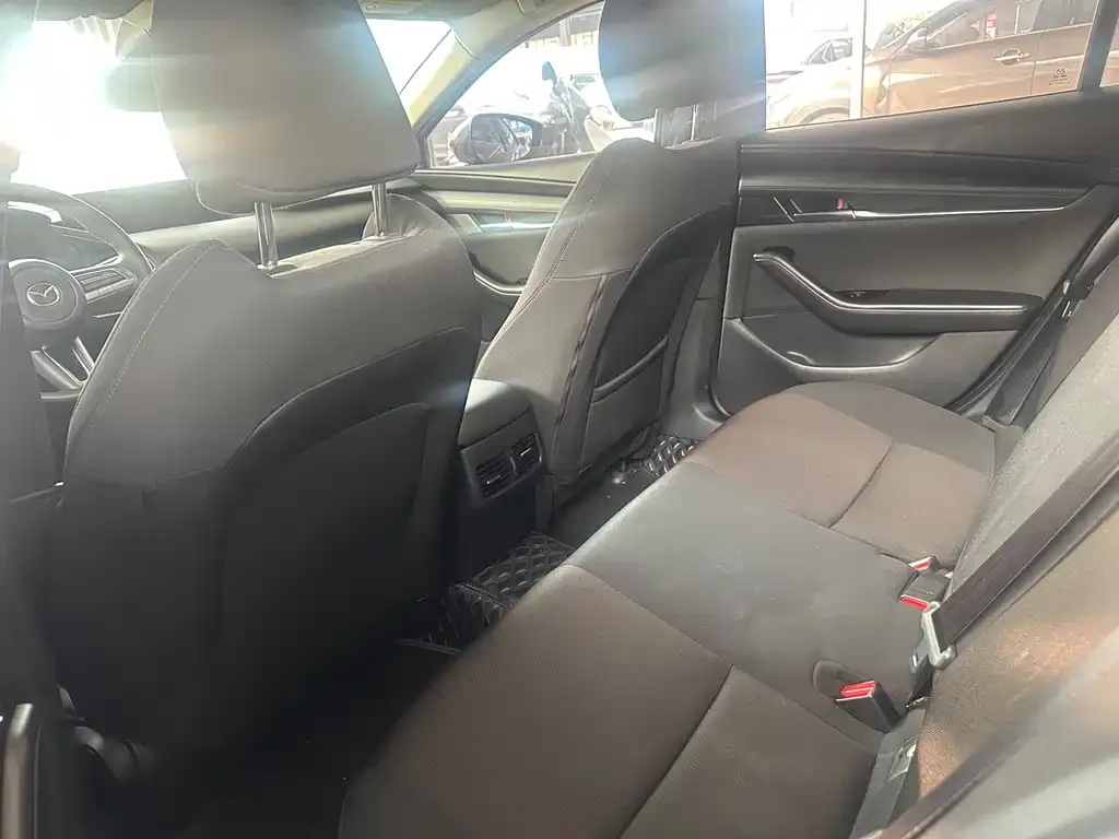 Mazda 3 Axela 2021 из CN, фото 6