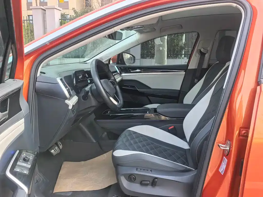 Volkswagen ID.6 Crozz 2021 из CN, фото 2