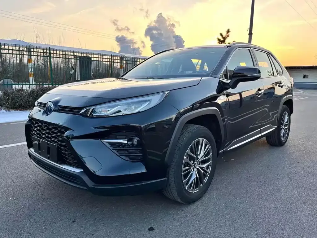 Toyota Wildlander 2023 из CN, фото 1