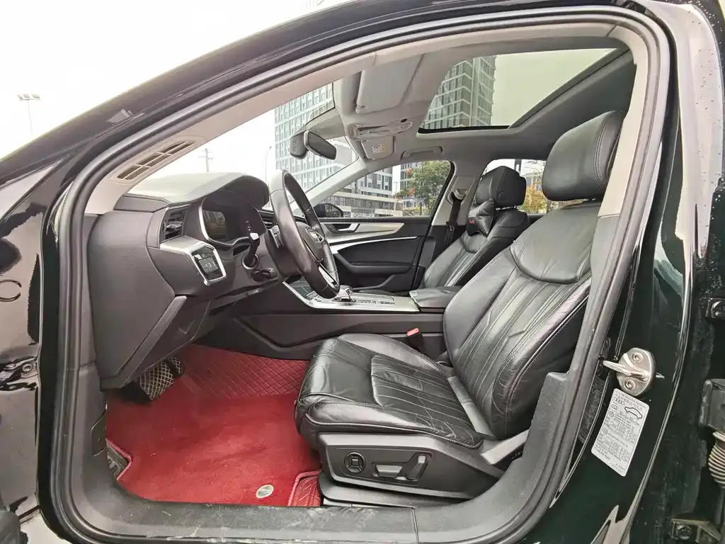 Audi A6L 2021 из CN, фото 8