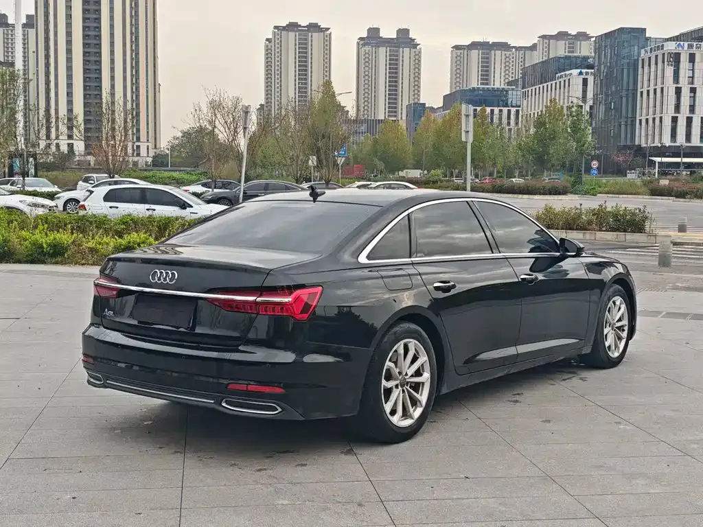 Audi A6L 2021 из CN, фото 6