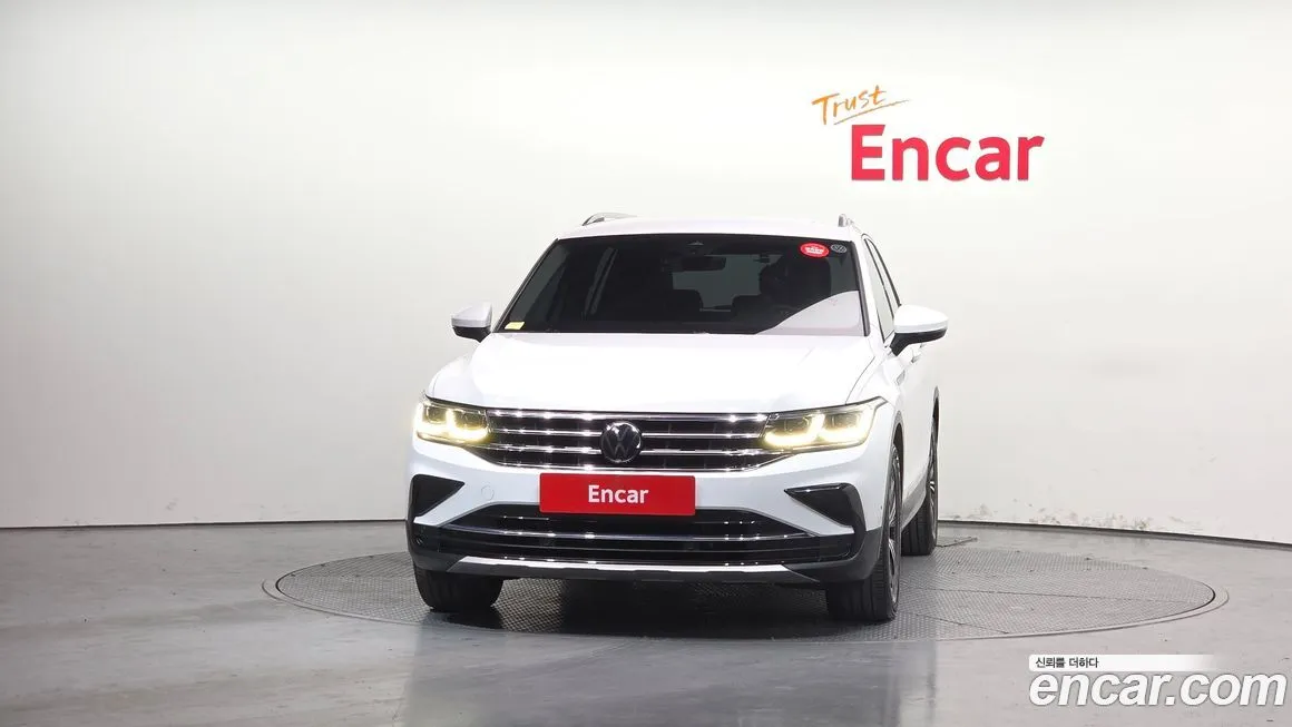 Volkswagen Tiguan — фото 4