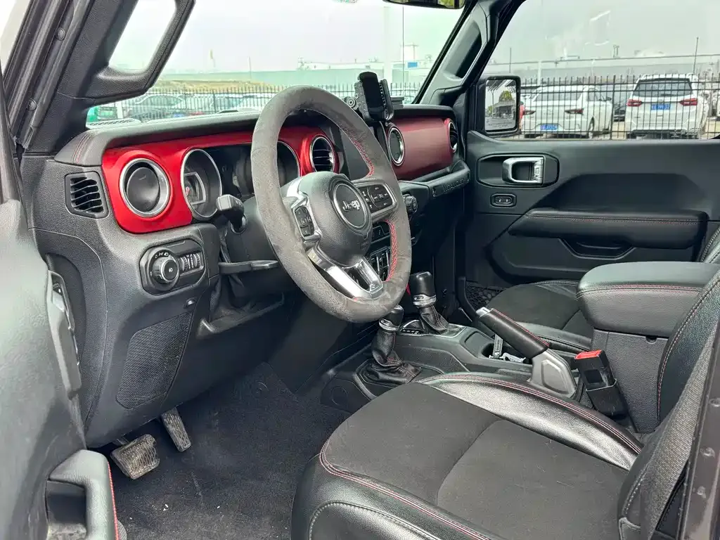 Jeep Wrangler 2021 из CN, фото 4