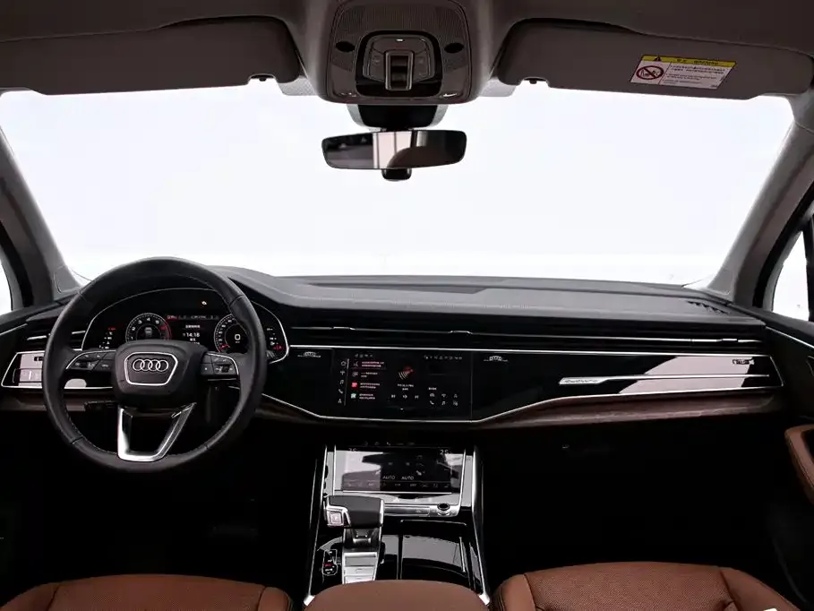 Audi Q7 — фото 5