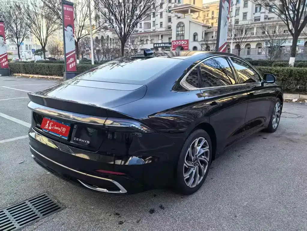 Lincoln Z 2023 из CN, фото 6