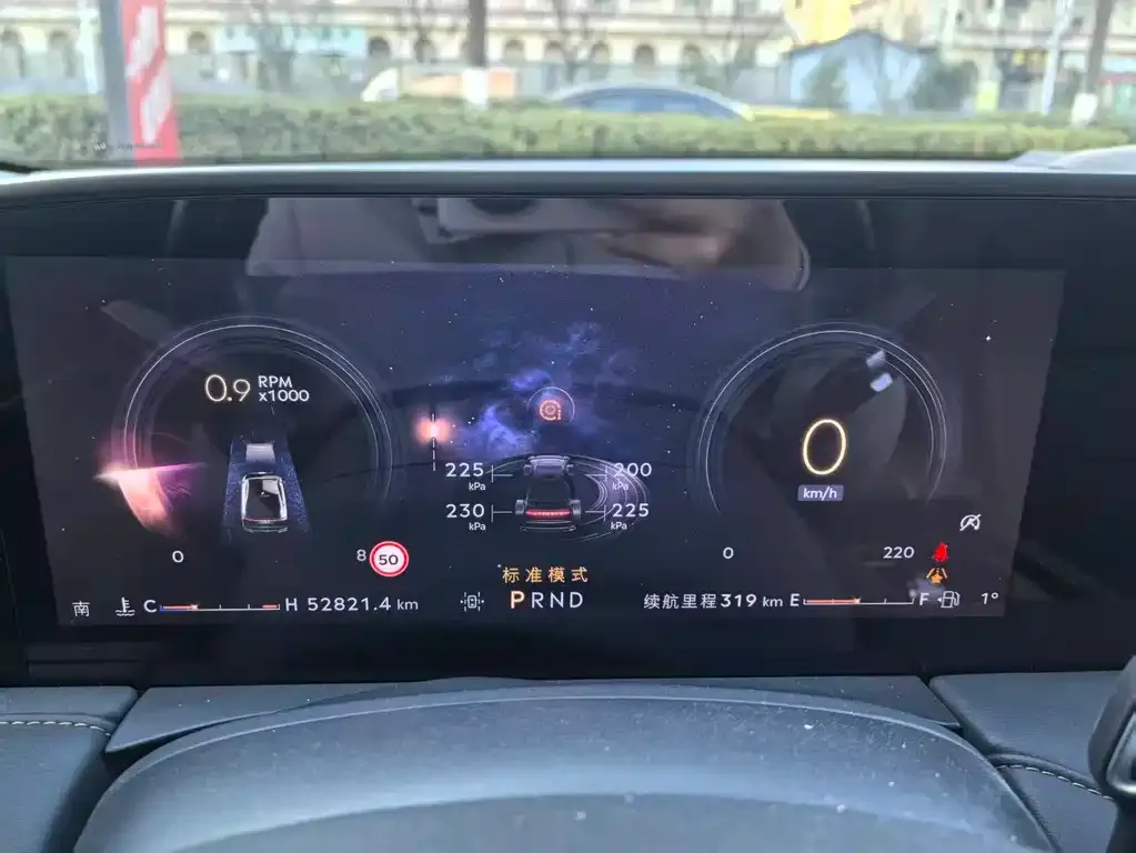 Lincoln Z 2023 из CN, фото 2