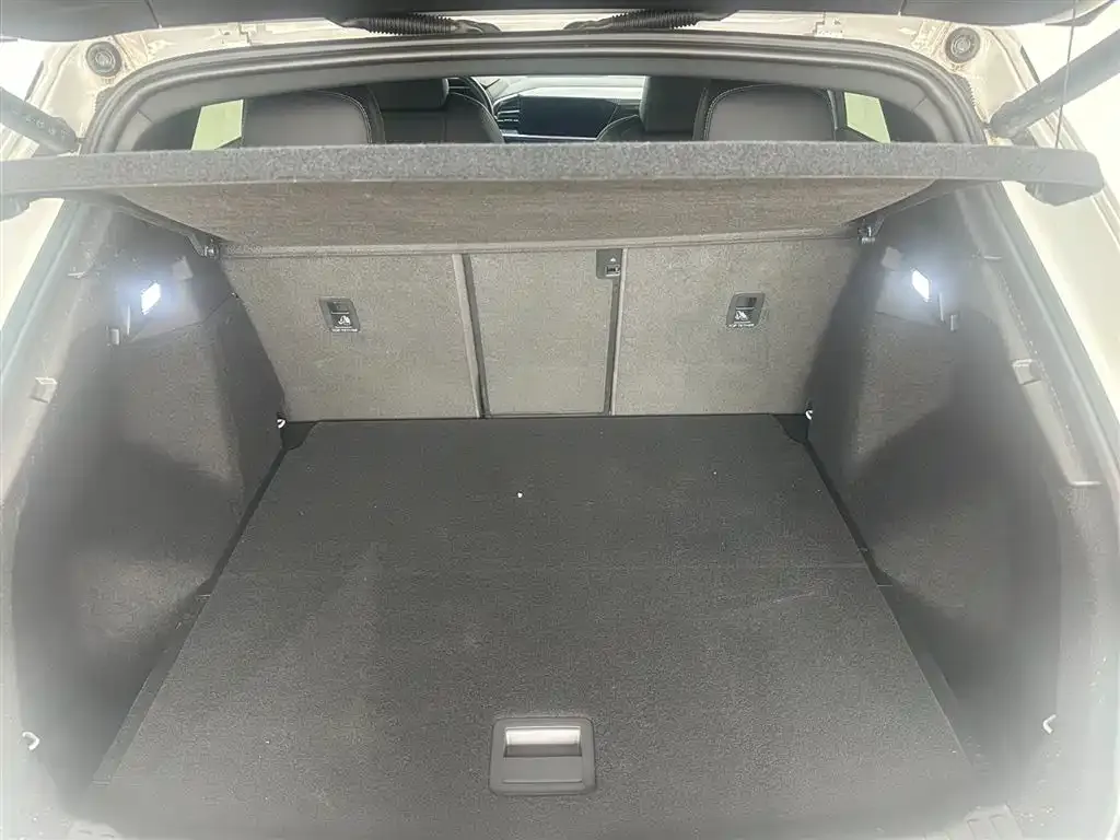 Audi Q4 e-tron 2024 из CN, фото 5