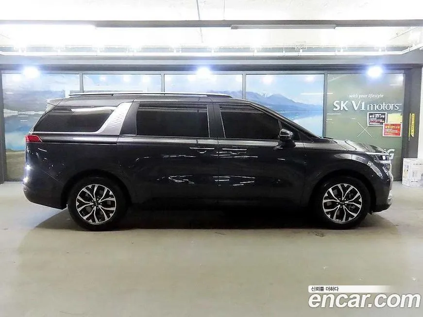 Kia Carnival — фото 2